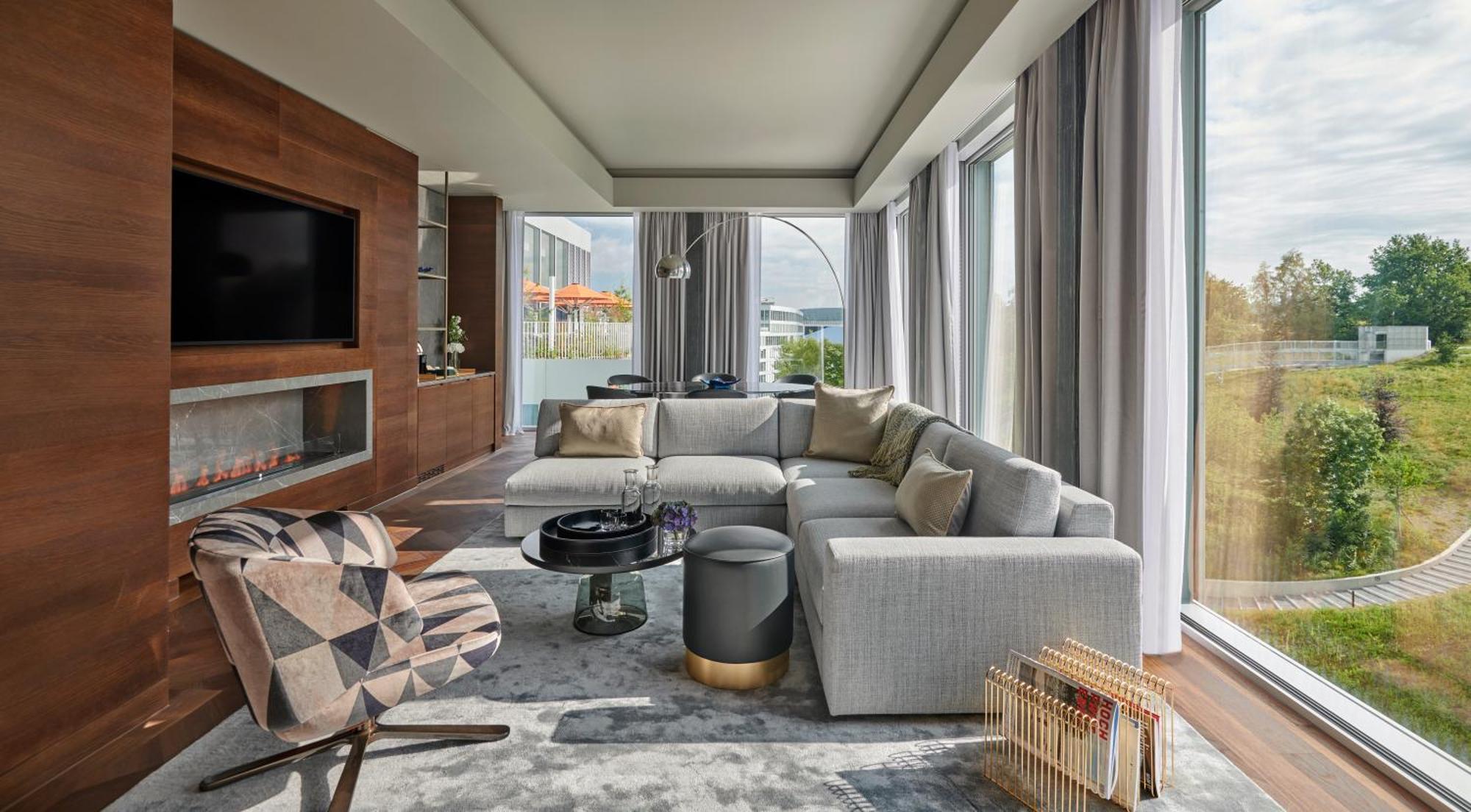 Hyatt Regency Zurich Airport Circle Hotel Kloten Exterior photo